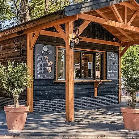 Awesome In With Wifi Holiday home